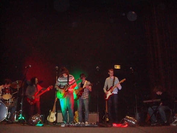 Lucas, Jean-Pierre, Mandy, un Guitariste non identifi&eacute;, Beno&icirc;t et J&eacute;r&eacute;my